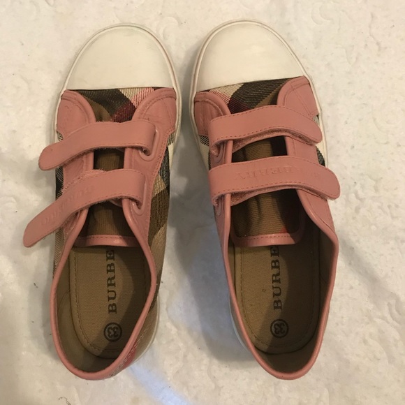 infant burberry trainers
